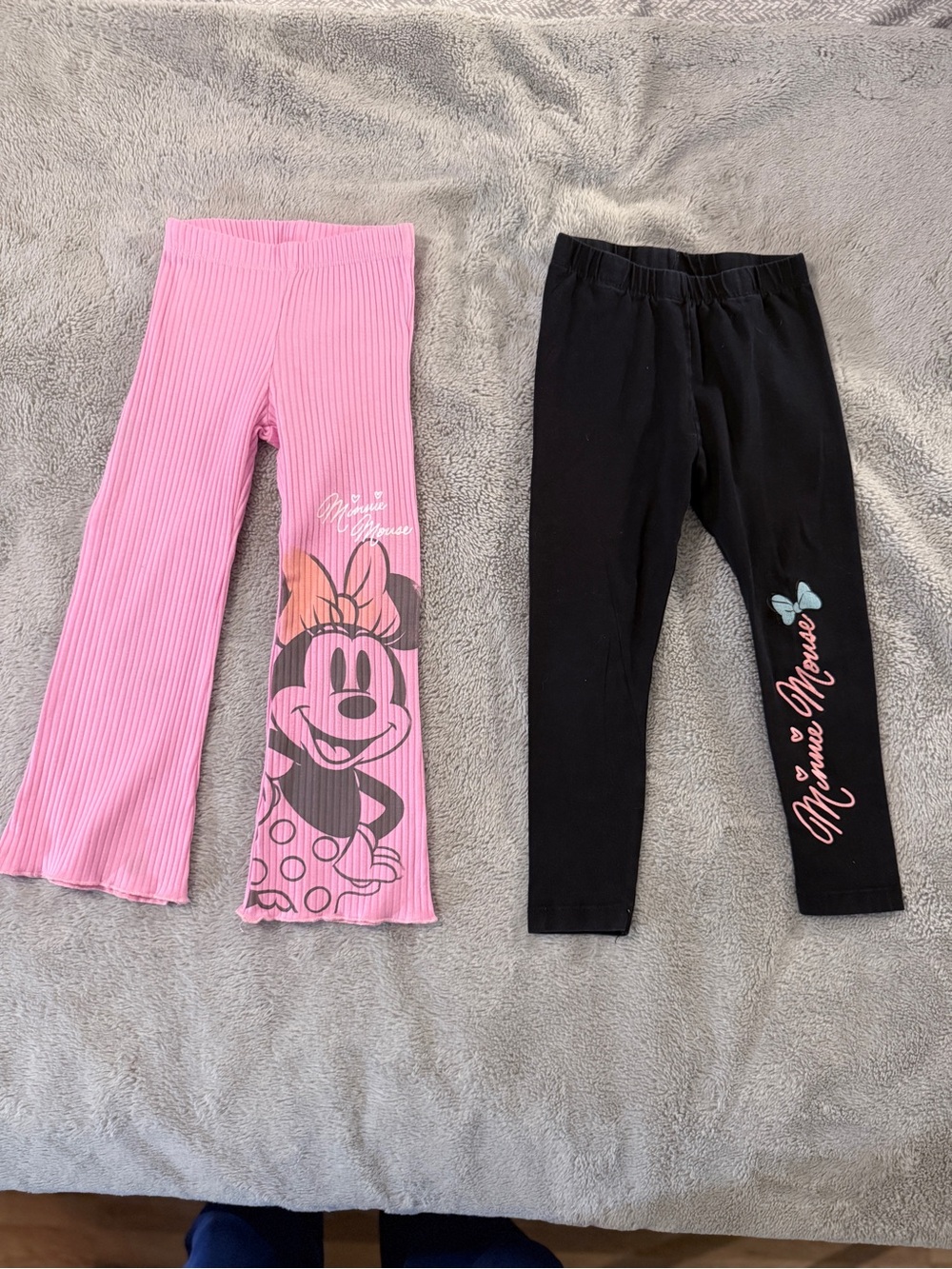Disney Minnie Mouse 2-Piece Leggings Bundle | Pink Ribbed Flare&Black | Size 4T